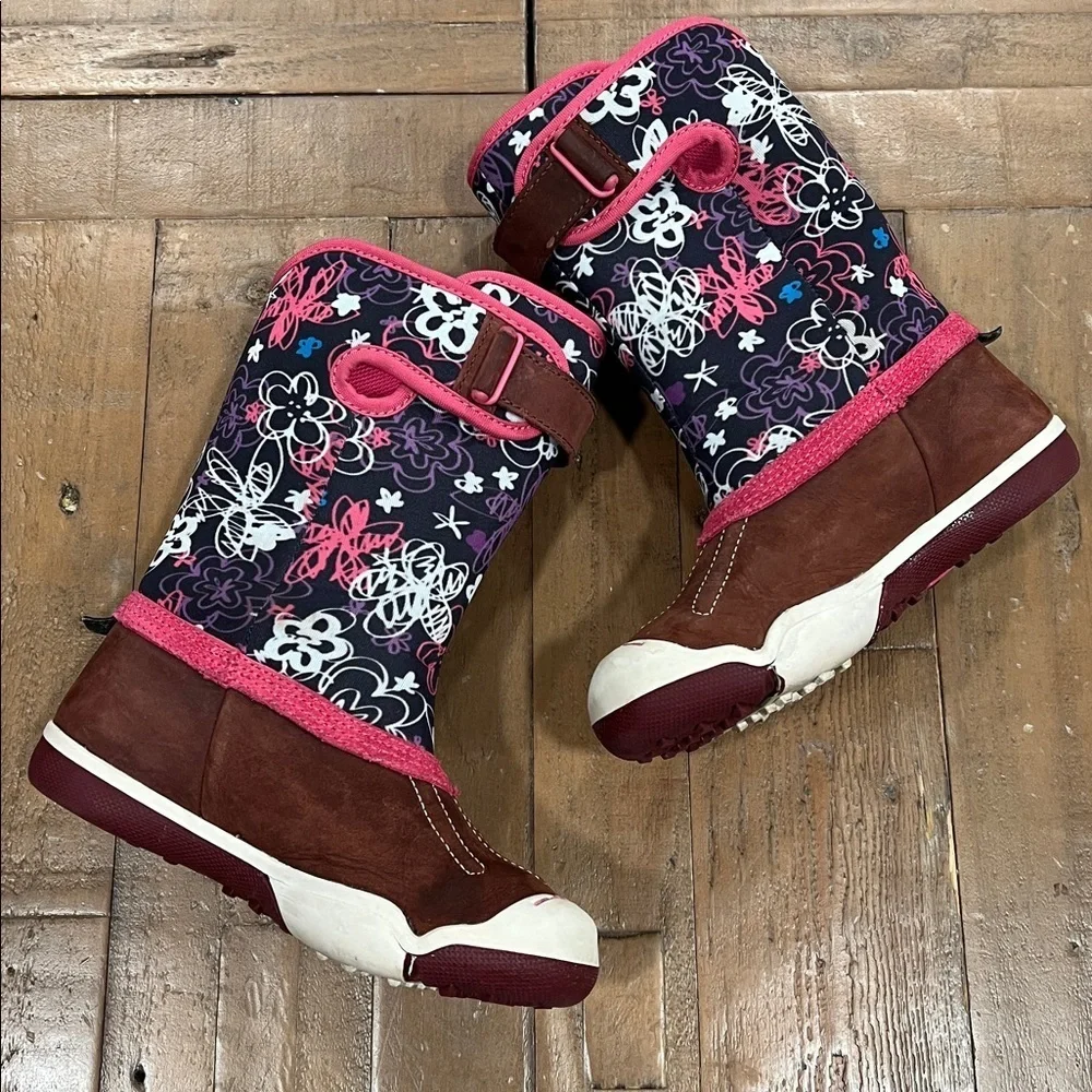 Plae Thandi floral scribble suede waterproof winter boots girls size 9.5